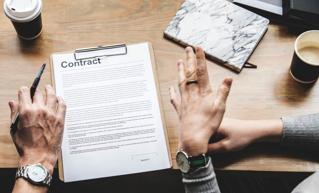 picture of contract
