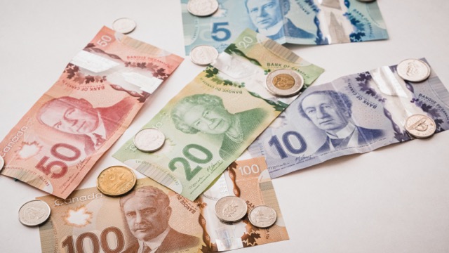 canadian cash and coins